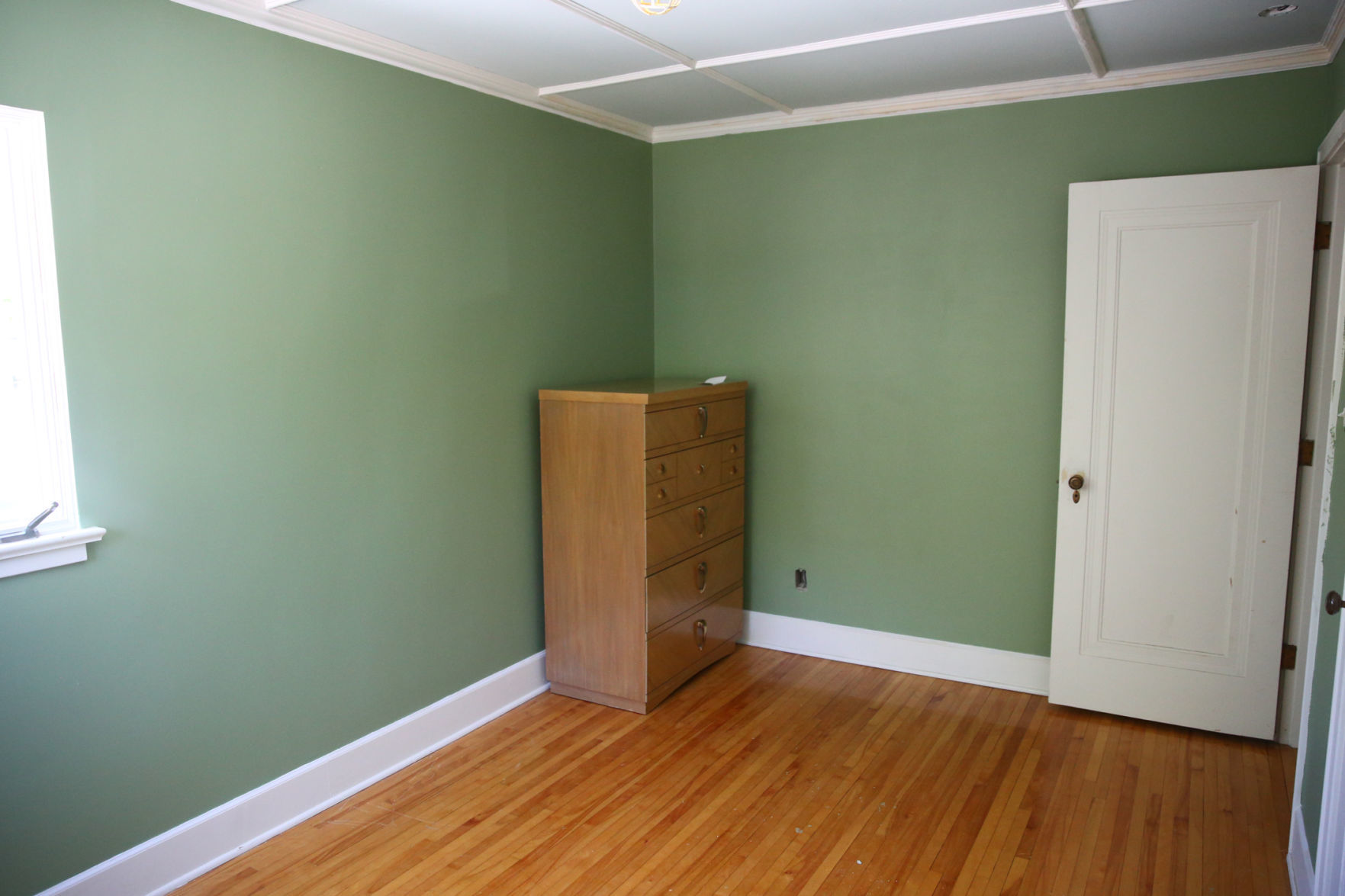 Egloff House - 312 E State St (30).jpg
